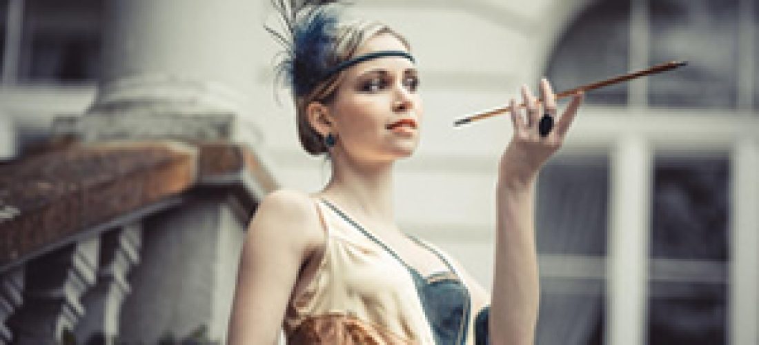 Královna večírků – zlato-petrolejová (20.&nbsp;léta)